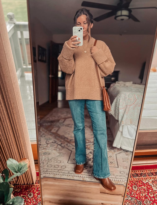 З чим носити джинси-кльош