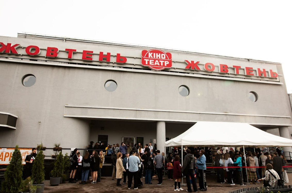 В Україні вийшов перший документальний серіал про рекламу - фото 1