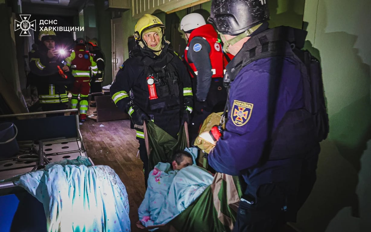 Пошкоджені лікарні, будинки та заправка: наслідки удару РФ