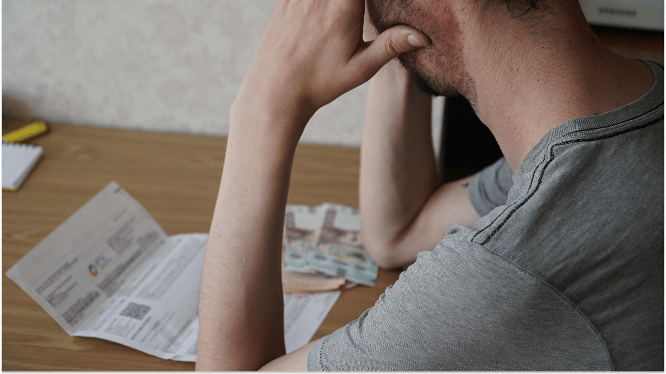 Борг за комуналку — коли можна списати та як це зробити