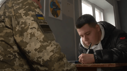 Всім молодикам треба не проґавити цю дату — у ТЦК все пояснили - 285x160