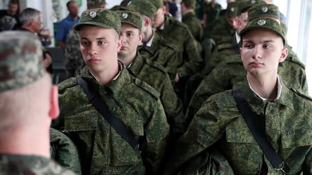 З'ясувалося, що російський генералітет може вчинити із солдатами-строковиками - 285x160
