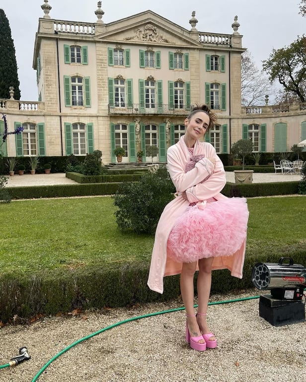 Англійська акторка Лілі Коллінз. Фото: instagram/lilyjcollins