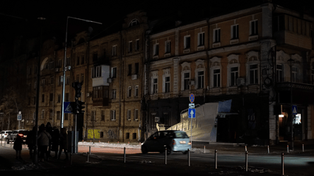 Когда банкоматы "молчат" — сколько наличных надо на день блэкаута - 285x160