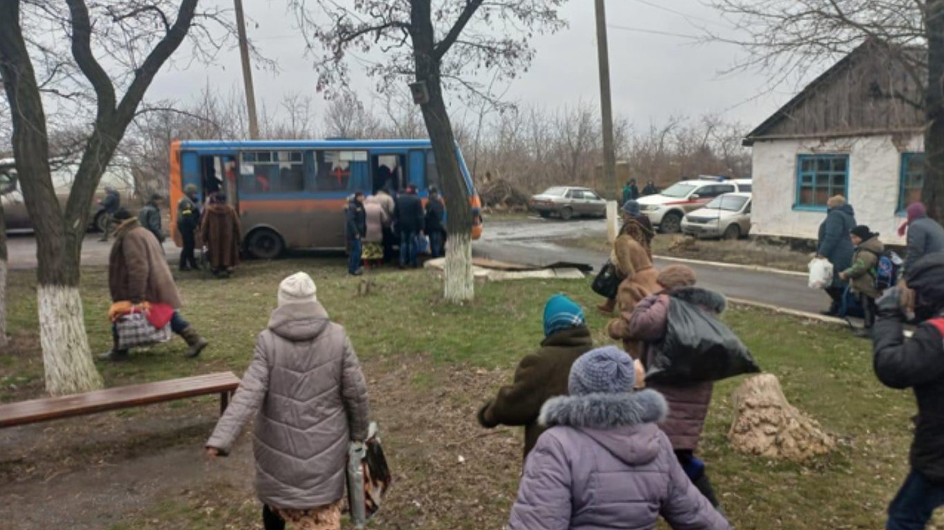 В Україні 9 квітня працюватимуть 10 гуманітарних коридорів