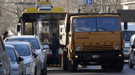 В Одесі перекриють рух на одній із вулиць — де краще об'їхати - 290x166