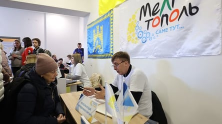 Во Львове заработало координационное пространство помощи переселенцам из Мелитополя - 285x160