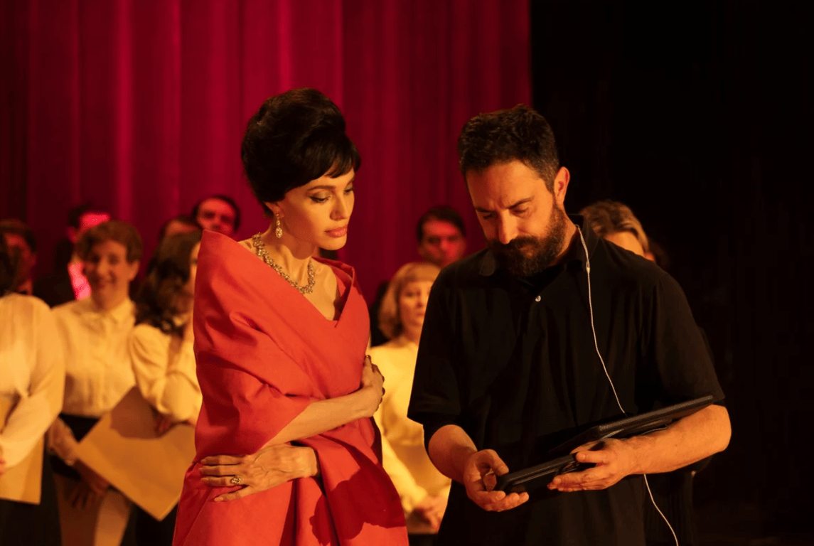 Джолі фільм