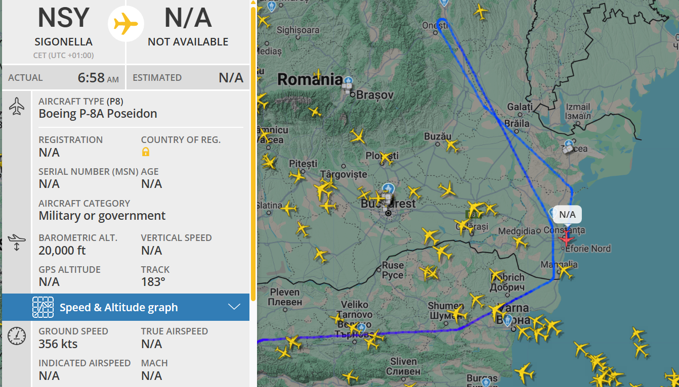 Над Чорним морем з самого ранку працює літак НАТО - фото 1