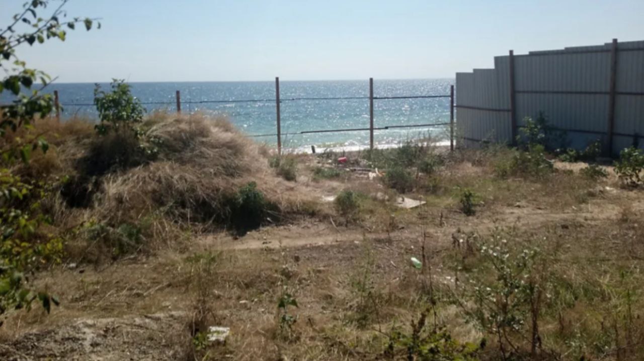 В Одесі продають ділянку прямо біля моря