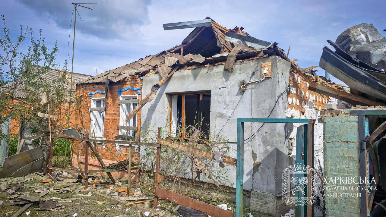 В Харькове показали последствия удара дрона по дому: есть погибшая - фото 3