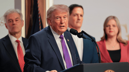 Трамп заявил, что приостановил запланированную атаку на Иран - 290x166