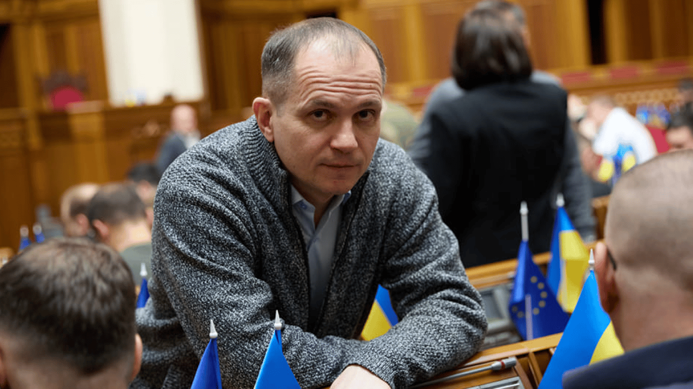 Нардеп від Одеси задекларував квартири і 138 тисяч доларів