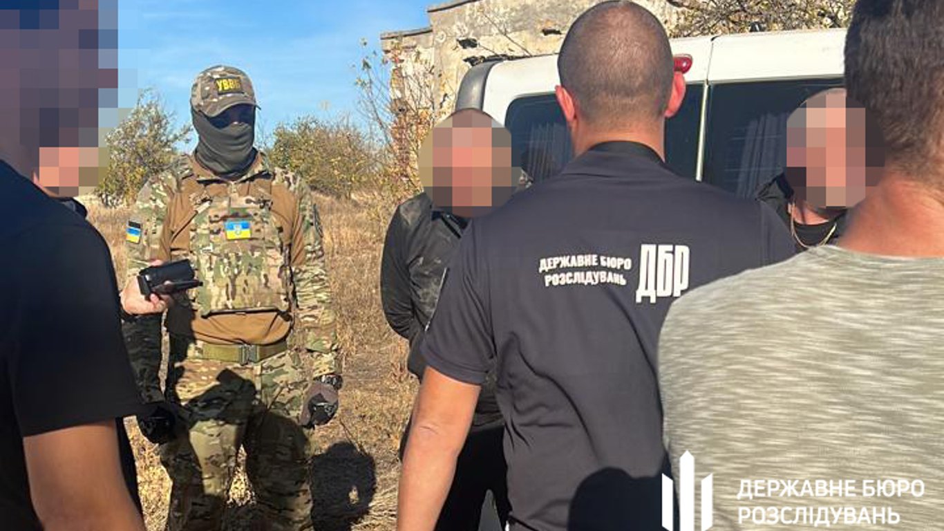 Одеський правоохоронець допомагав ухилянтам виїхати через кордон