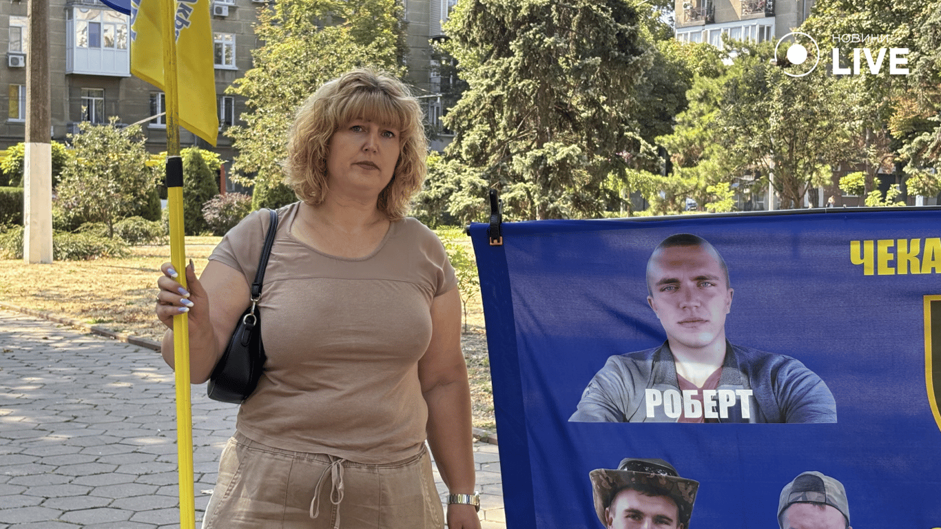 В Одесі знову нагадали про полонених і зниклих воїнів — фото - фото 5