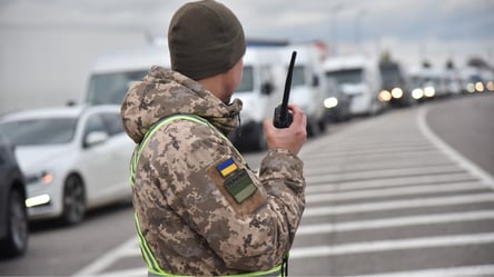 Можуть розвернути на кордоні — які документи треба перевірити - 285x160