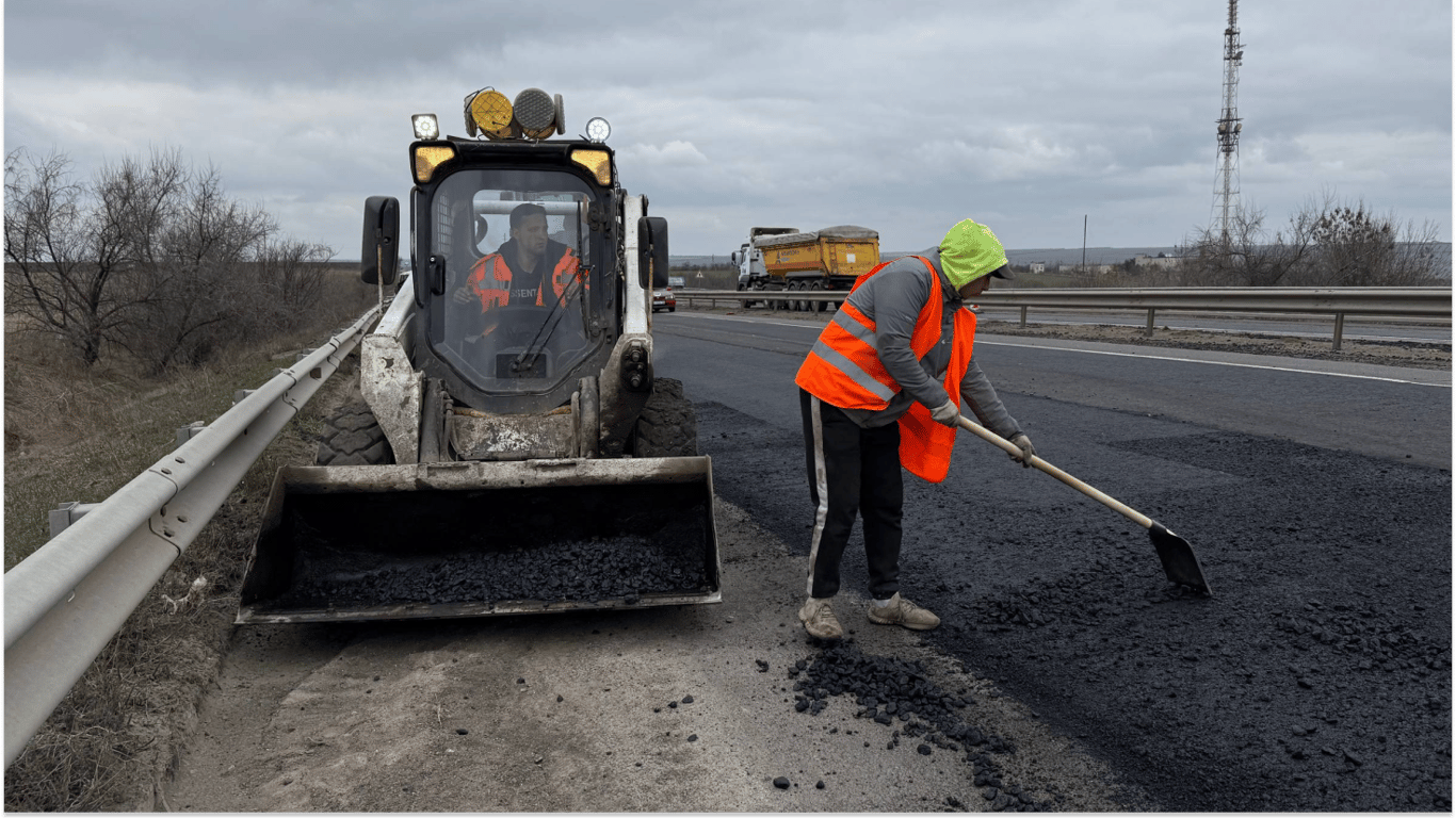 Ремонт на трасі Одеса-Київ: скільки грошей виділили на дороги