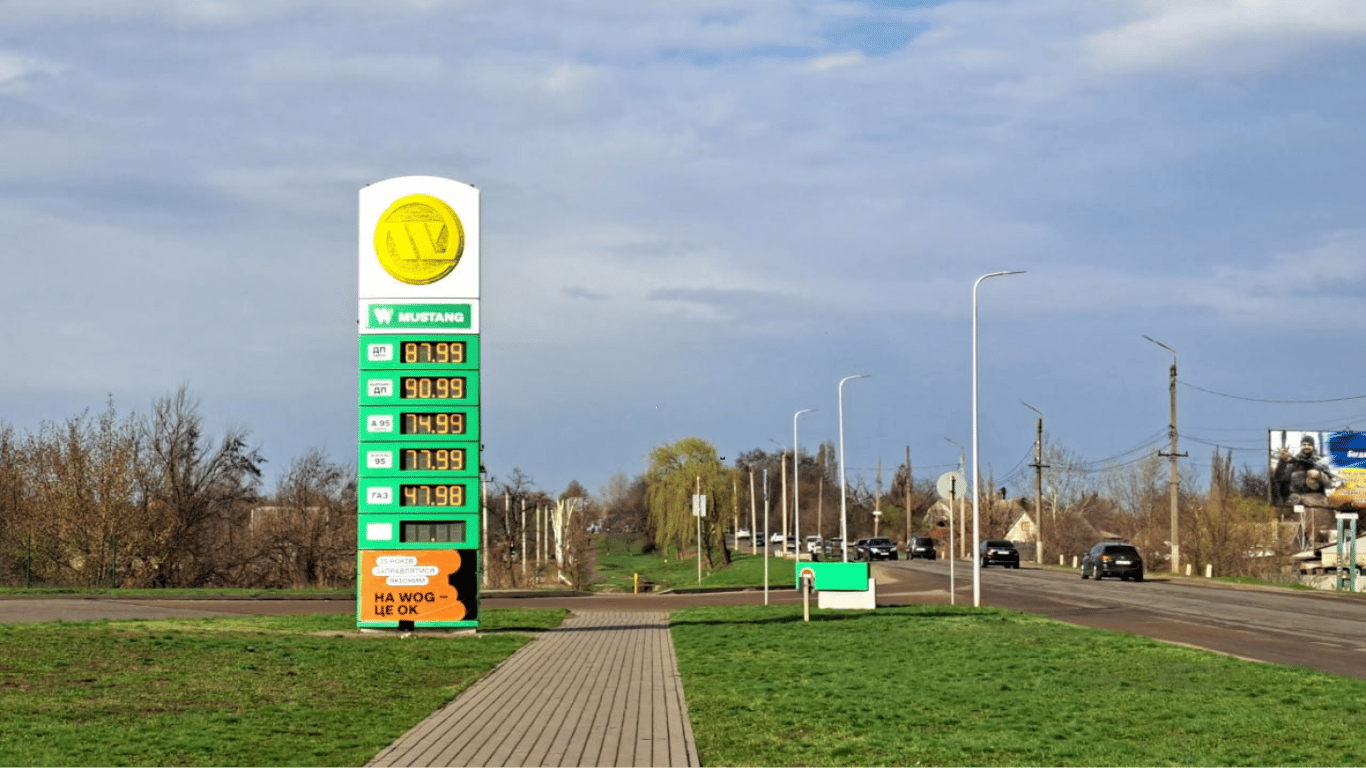 Дизель по 92,90 грн: ціни на пальне в Україні сьогодні