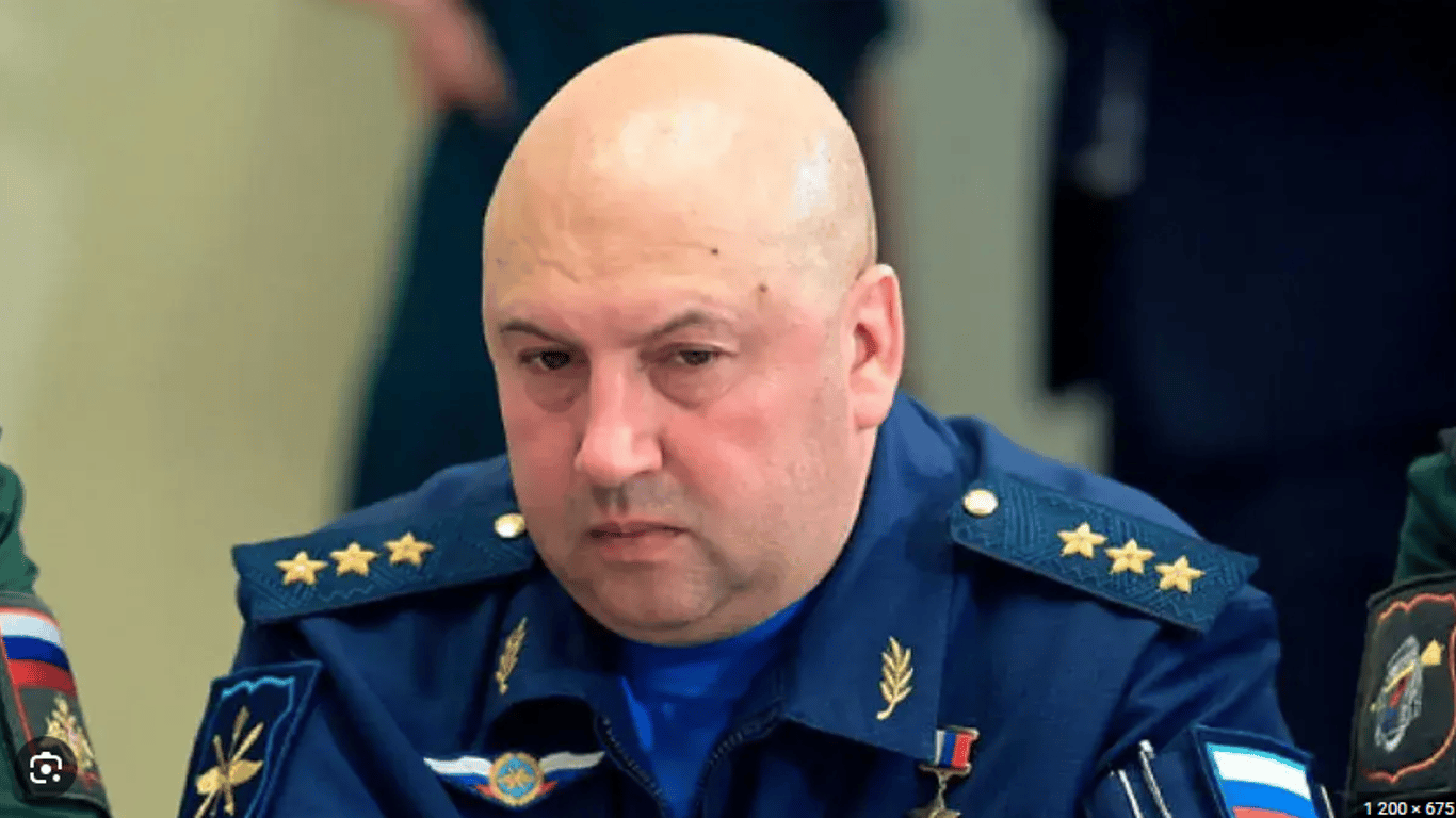 Одіозний російський генерал Суровікін знайшовся у Москві: оприлюднено фото