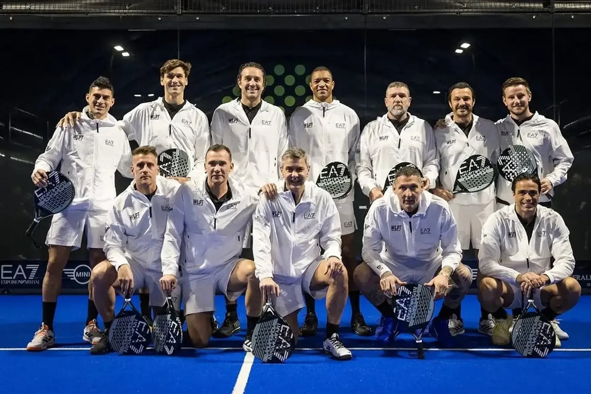 Участники турнира World Legends Padel Tour с главой УАФ Андреем Шевченко 15 марта в Милане
