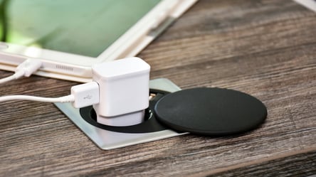 Підроблені зарядні пристрої — як розрізнити без спецприладів - 285x160