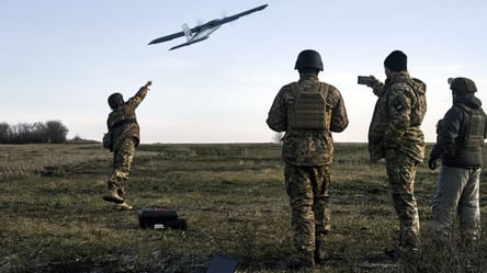 Украина использует дроны с ИИ для атак по России, — CNN - 290x166