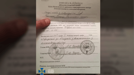 В Одесі маляр за 20 тисяч доларів обіцяв "відмазати" громадянина від армії - 285x160