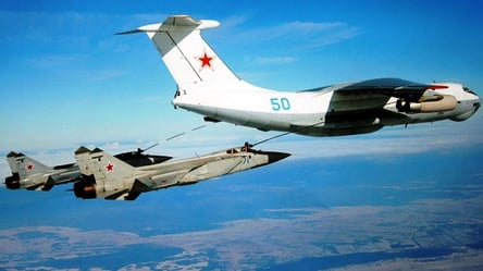 МиГ-31К с дозаправителем патрулируют над Черным морем - 285x160