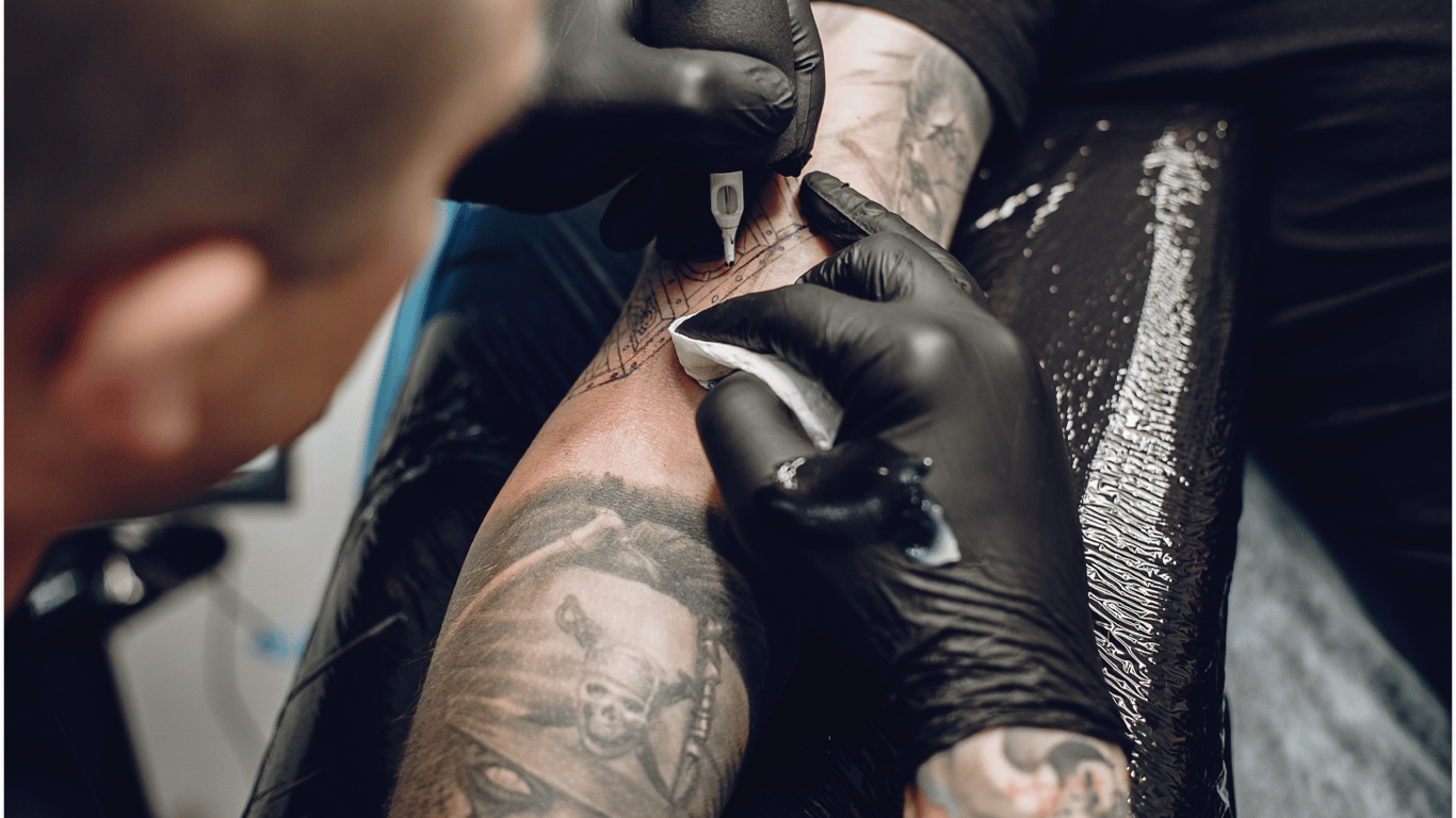 Как татуировки влияют на нашу иммунную систему