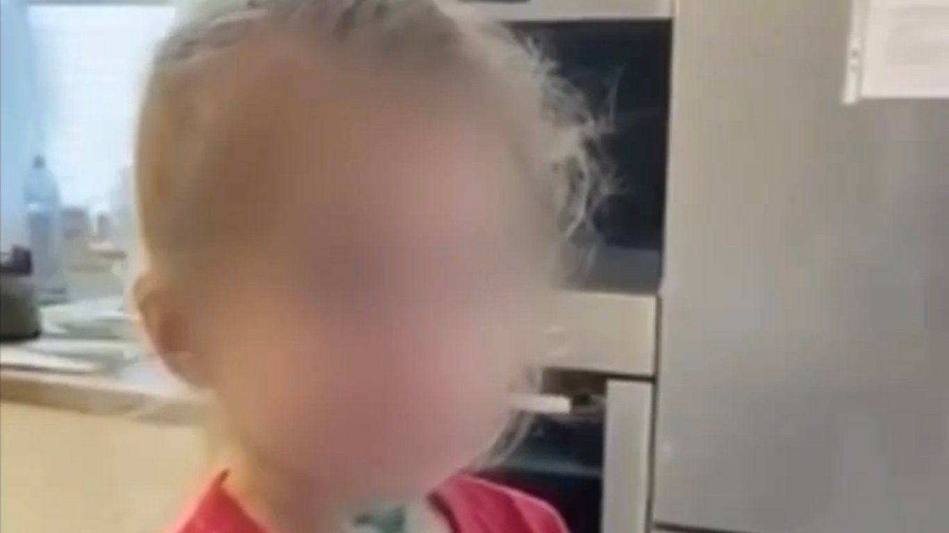 В Киеве воспитательница жестоко избила ребенка