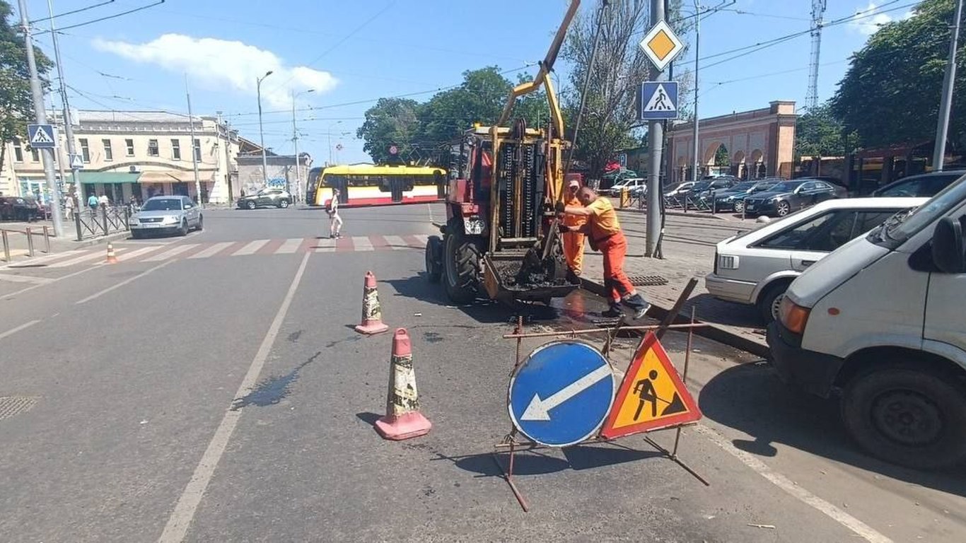 Ремонт доріг в Одесі: де не слід паркувати авто