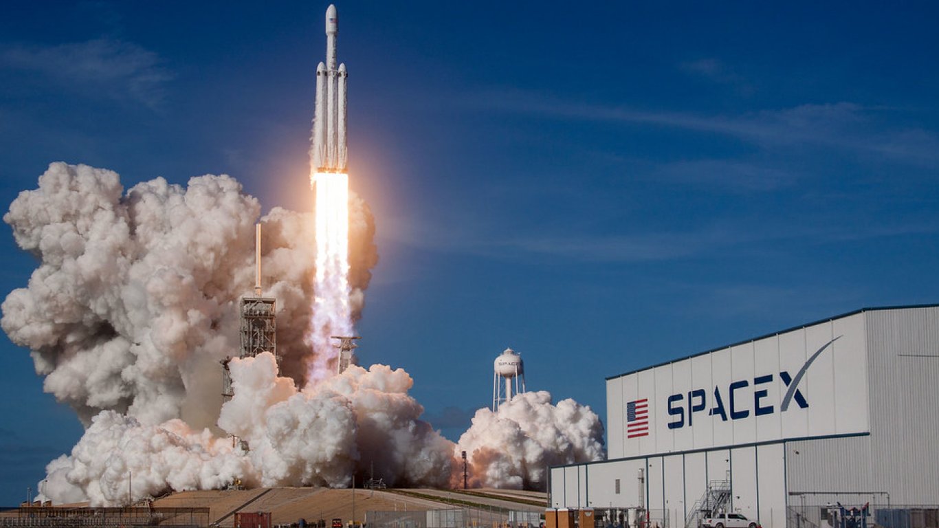 Трансляции запусков SpaceX теперь будут доступны только в соцсети Х
