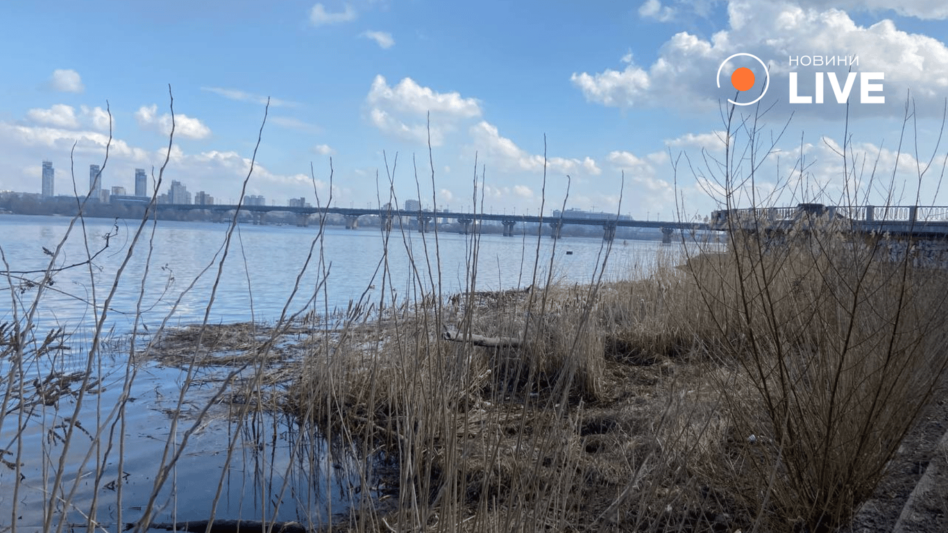 Оболонська набережна в Києві