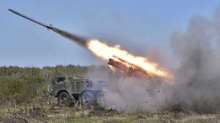 Генштаб отчитался, сколько раз за сутки РФ обстреляла позиции ВСУ и города Украины - 285x160