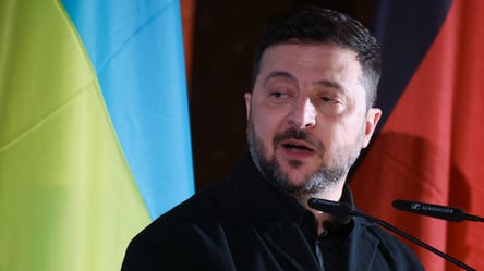 Вибори під час війни будуть помилкою — Зеленський зробив заяву - 285x160