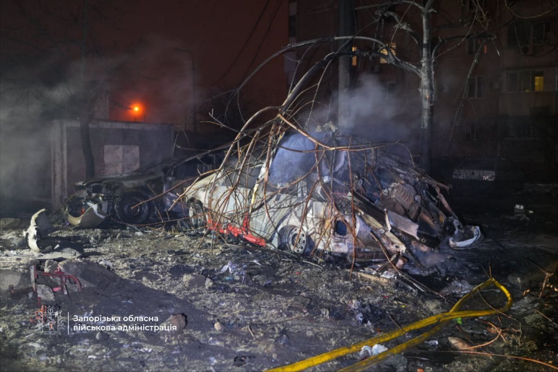 Удар РФ по Запоріжжю 28 січня - пошкоджені понад 100 квартир і 20 машин