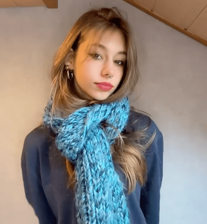 Как хорошо завязать зимний шарф — модные лайфхаки (видео) - фото 3