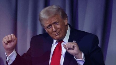 Трамп висміяв трансгендерних спортсменів у жіночому спорті - 285x160