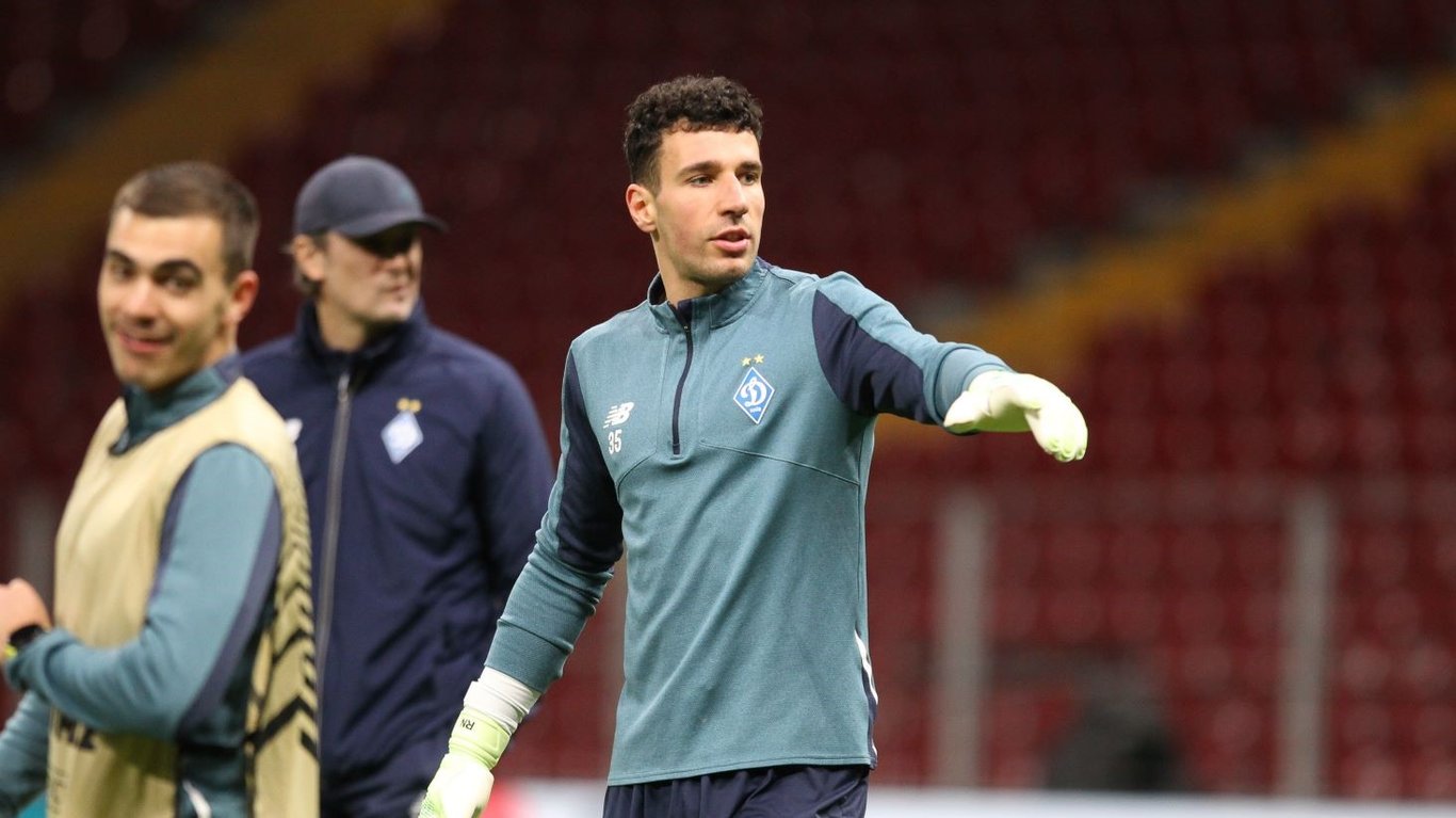 Руслан Нещерет заменит Бущана