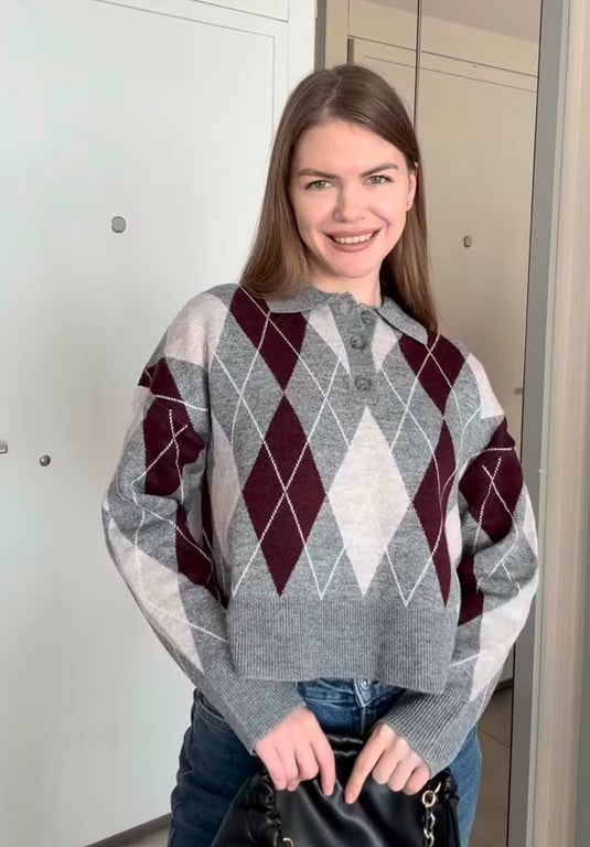 Светр у ромби вже у нових колекціях дизайнерів