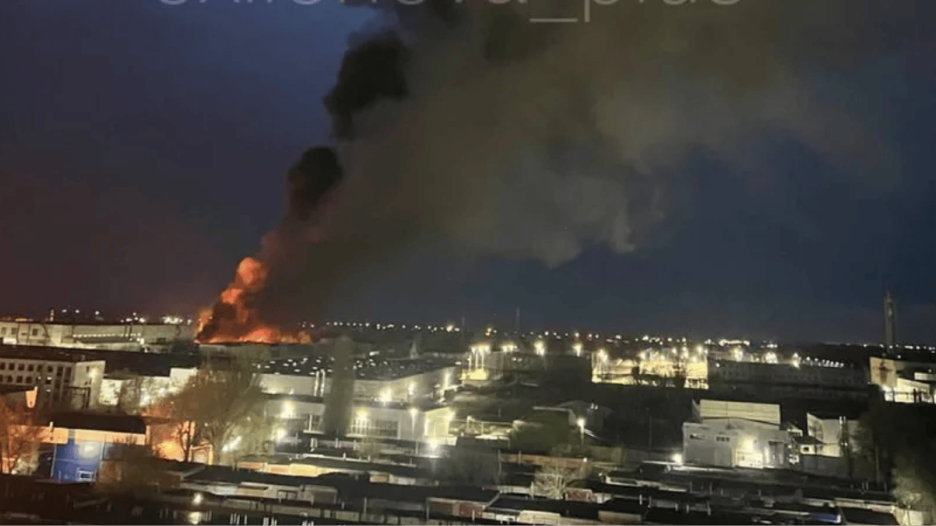 Таганрог под ракетным ударом: пожар на предприятии по производству дронов