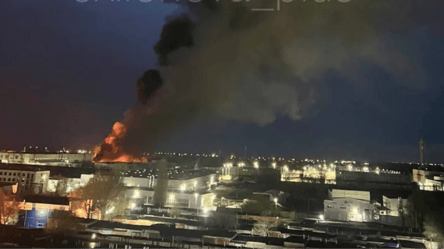 Таганрог під ракетним ударом: пожежа на підприємстві з виробництва дронів - 290x166