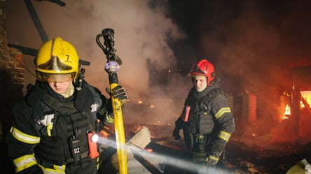 Росіяни завдали удару по Київщині: є постраждалий і пошкодження будинків - 290x166