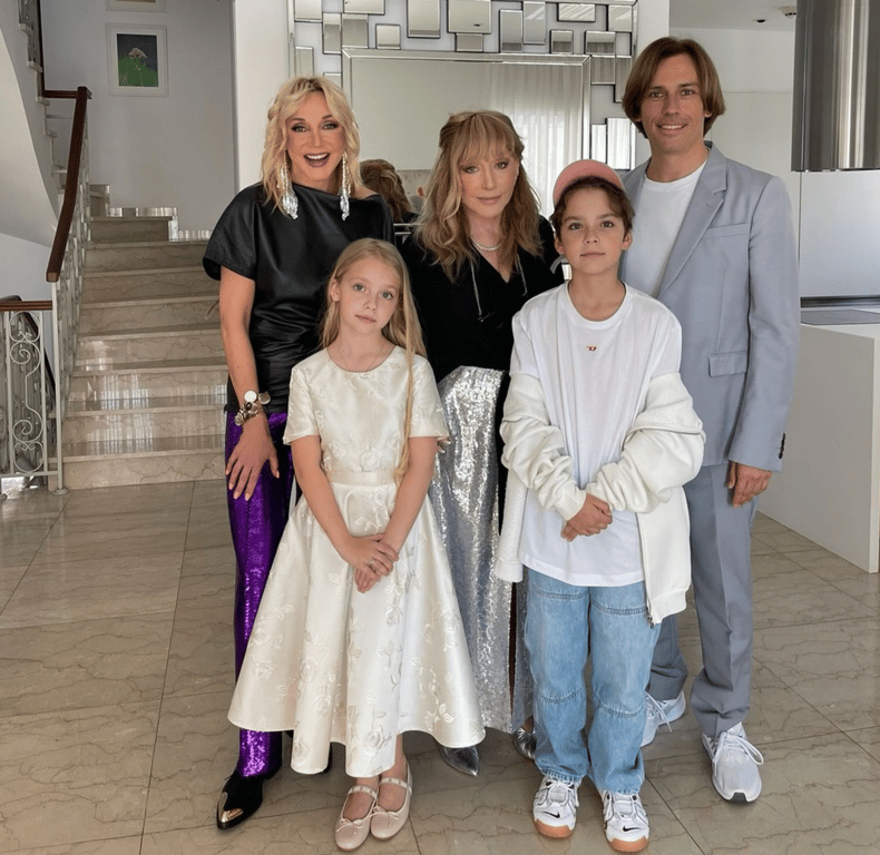 Максим Галкін здивував новим фото Пугачової та Орбакайте - фото 1