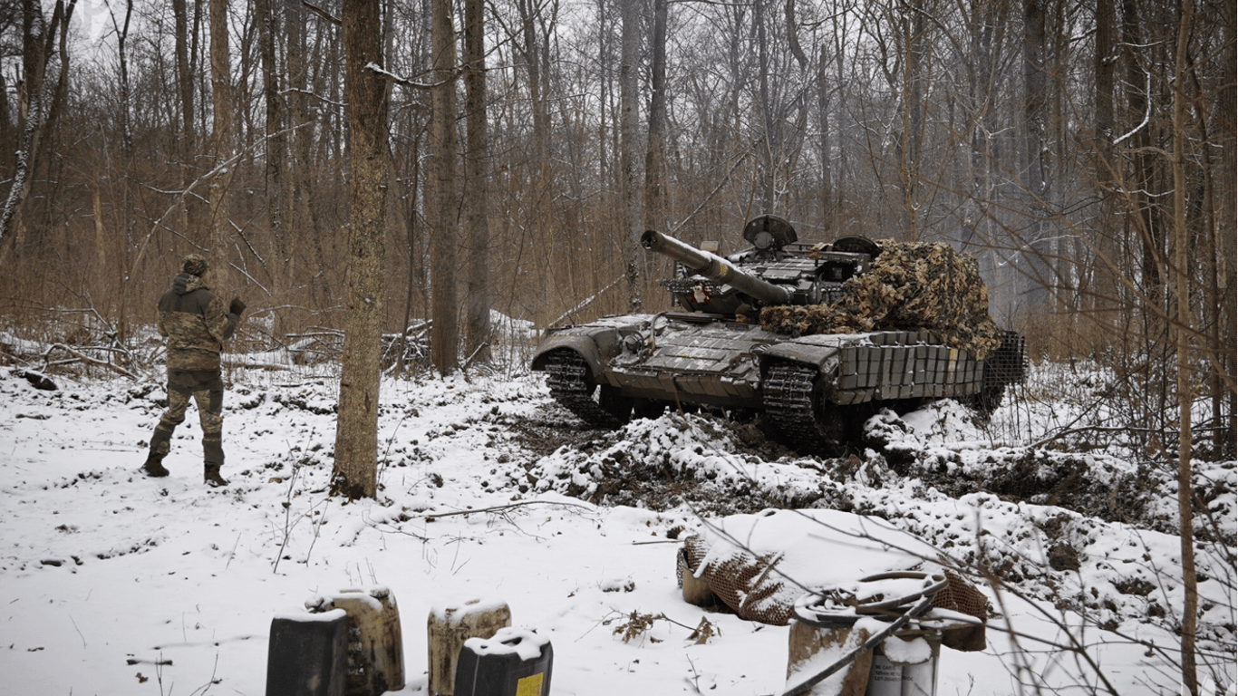 Кому из военных предусмотрена ежемесячная выплата 100 тыс. грн