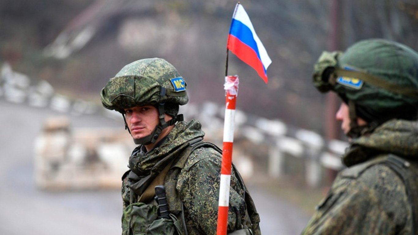 Російські "миротворці" розпочали виведення військ з Нагірного Карабаху