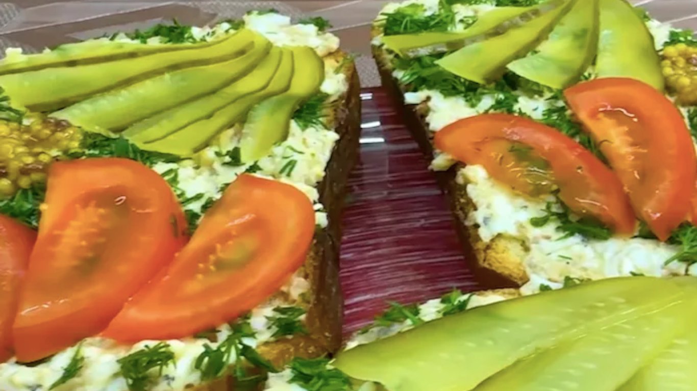 бутерброди Святкові, краще ніж з червоною ікрою