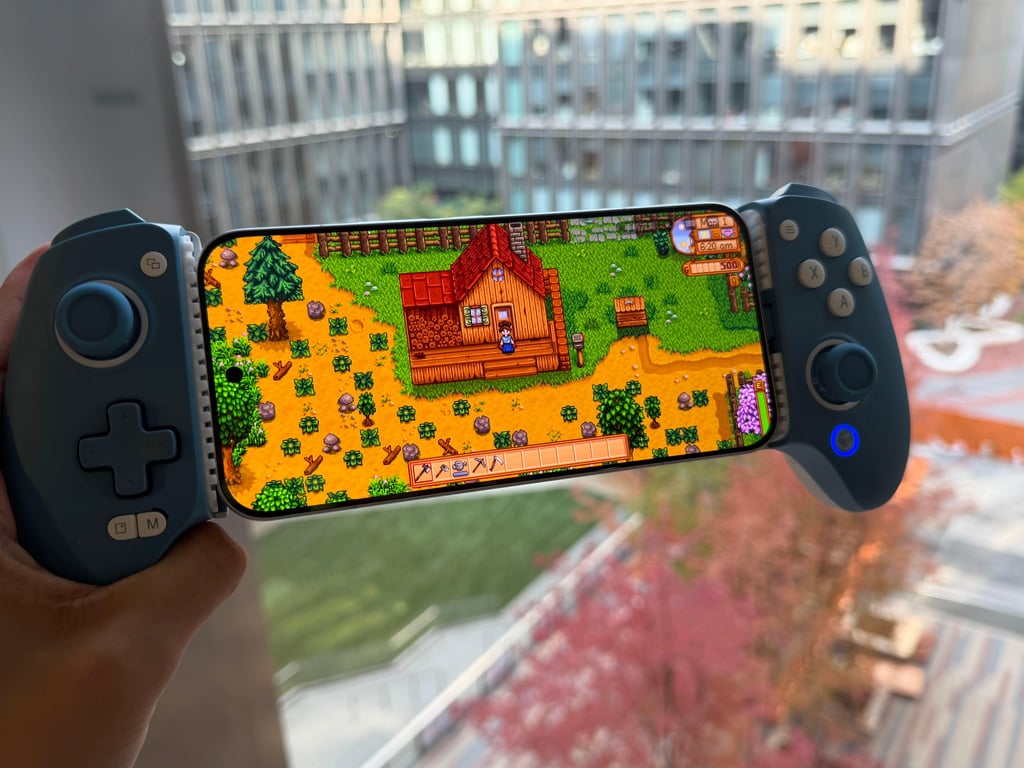 Computer game Stardew Valley on WinPlay emulator for Xiaomi