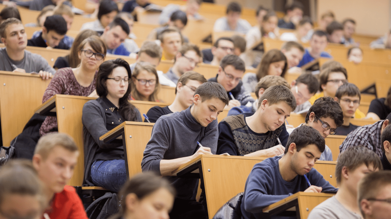 Мобілізація в Україні — чи можуть призвати студента під час академвідпустки