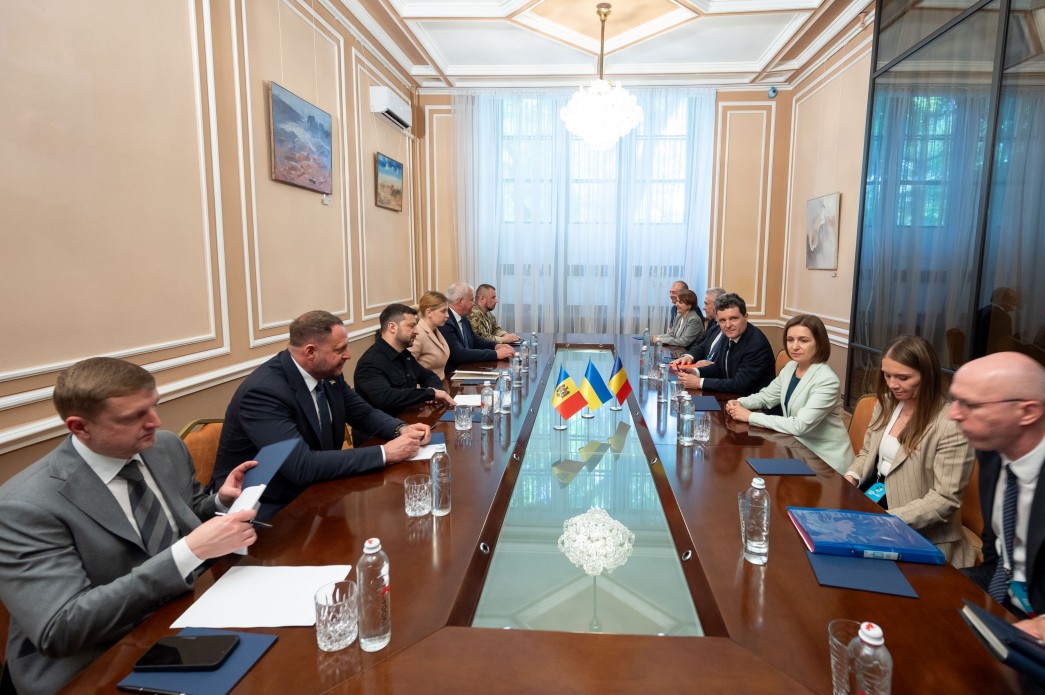 Хто взяв участь у саміті в Одесі 11 червня